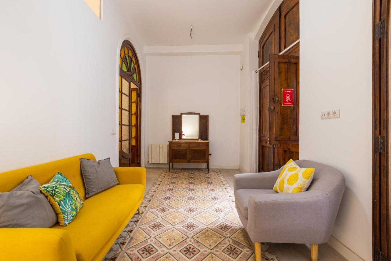 Апартаменты Florit Flats - Traditional House In El Cabanyal Валенсия Экстерьер фото